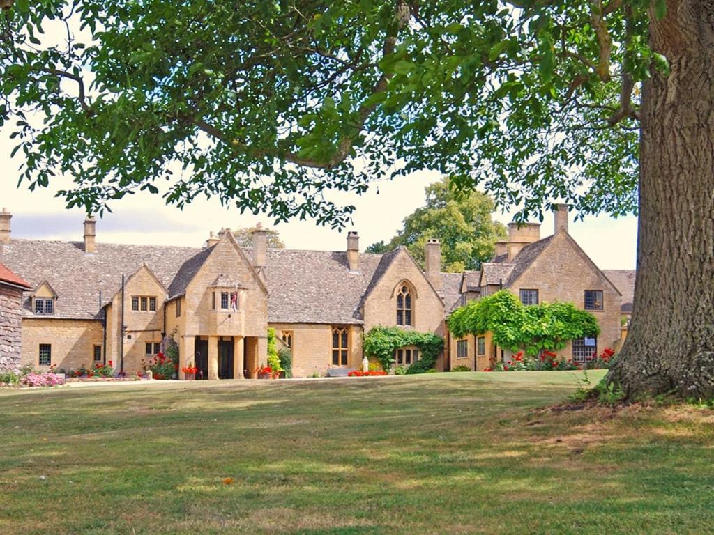 Abbots Grange Manor House (Adults Only) Hotel Broadway  Bagian luar foto